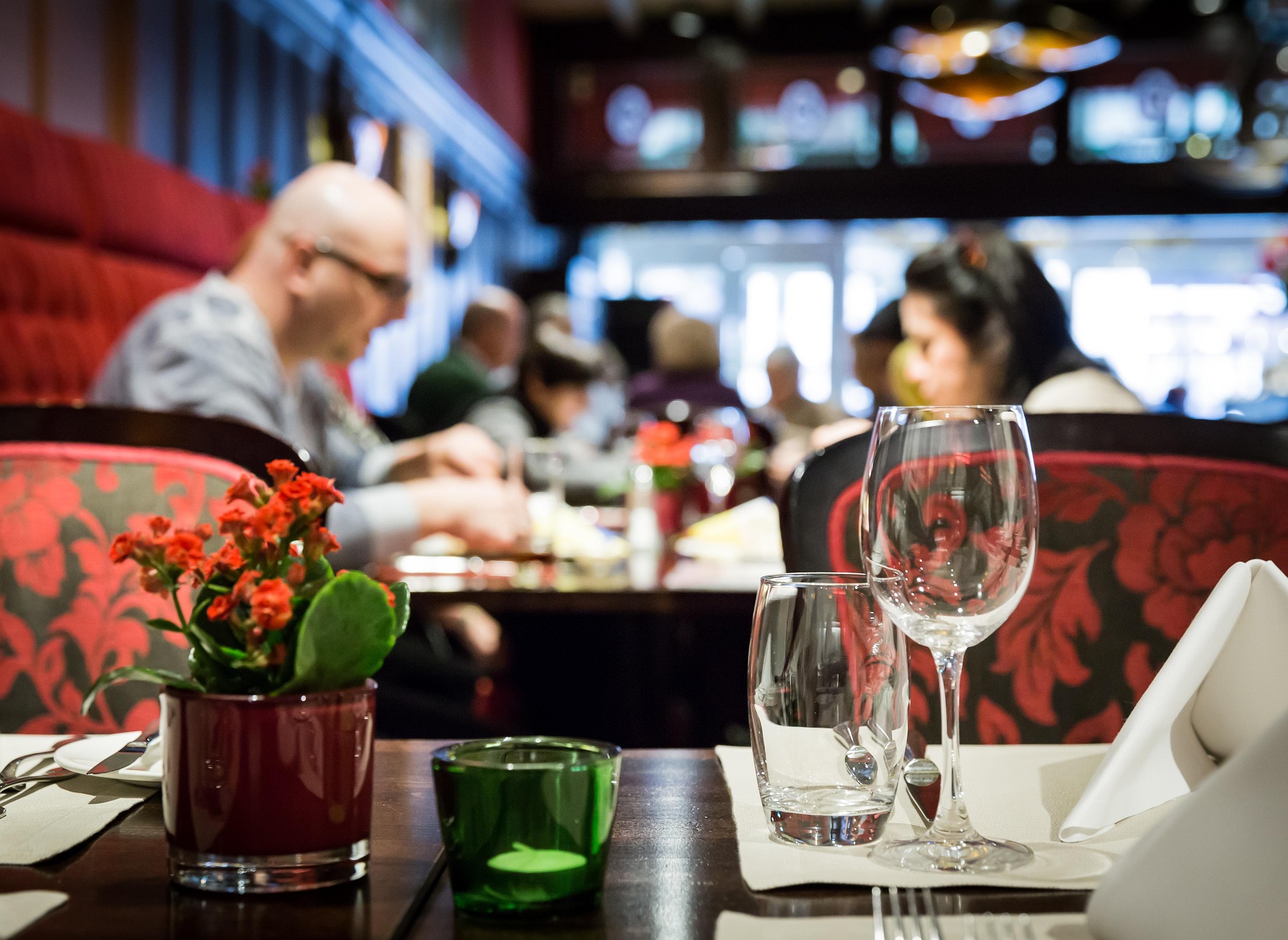 Organiser des concerts dans son restaurant : avantages, aides et démarches clés